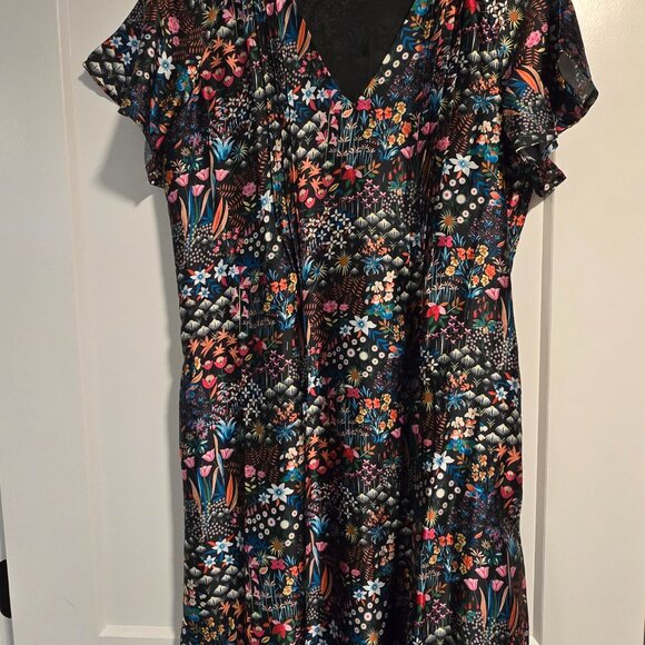 M by Niza Raglan Sleeve Short Dress (XL) - Picture 2 of 5